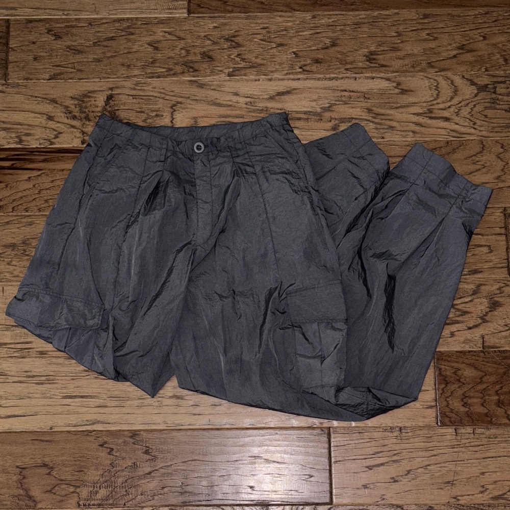 PrettyLittleThing Dark Gray Cargo Pants - Picture 6 of 6